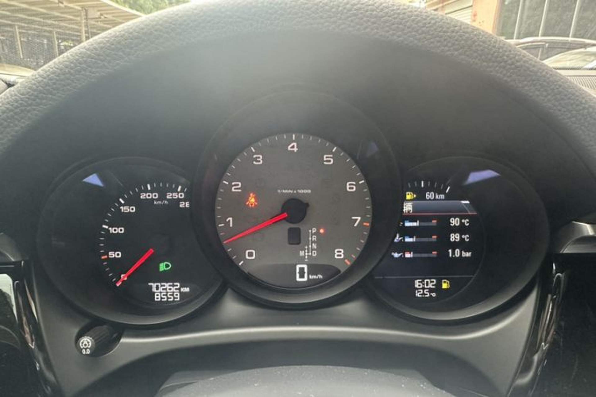 Used Porsche Macan 2020 Macan S 3.0T Odometer Close Up