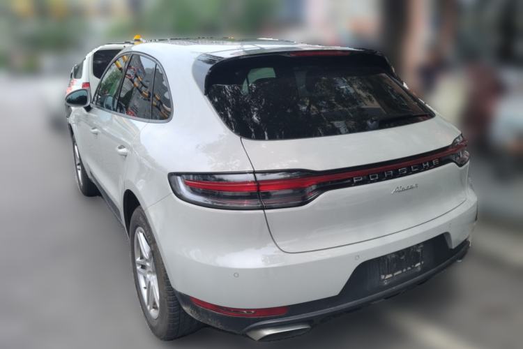 Used Porsche Macan 2020 Macan 2.0T Rear Left 45 Deg