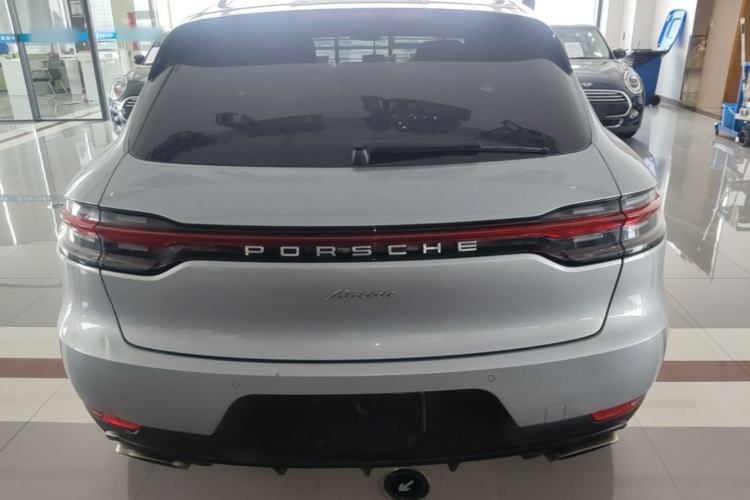 Used Porsche Macan 2020 Macan 2.0T Rear