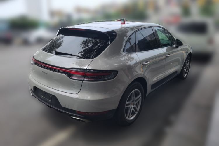 Used Porsche Macan 2020 Macan 2.0T Rear Right 45 Deg