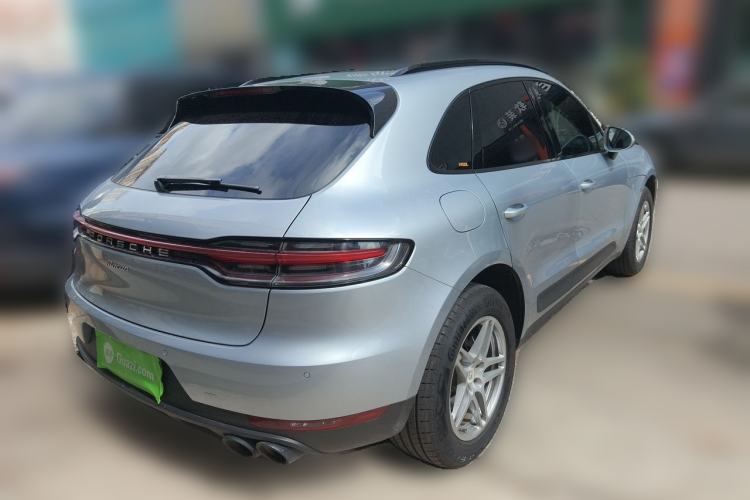 Used Porsche Macan 2020 Macan 2.0T Rear Right 45 Deg