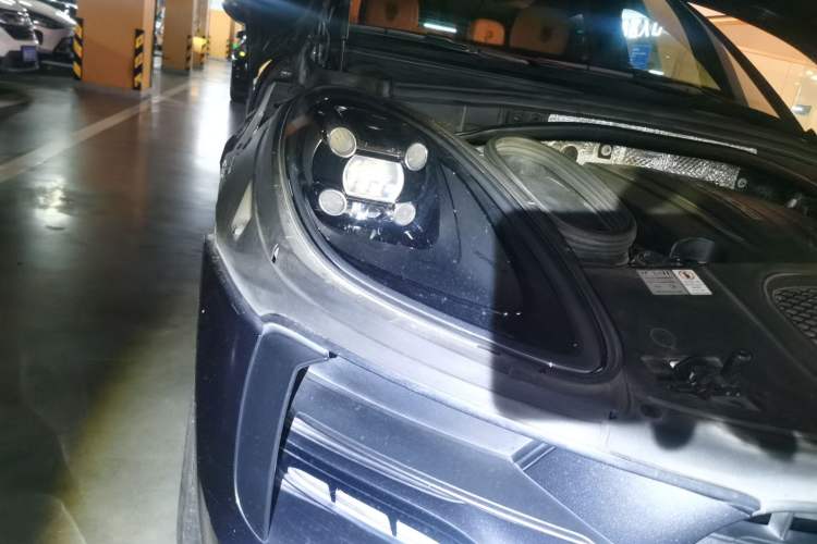 Used Porsche Macan 2020 Macan 2.0T Right Front Headlight
