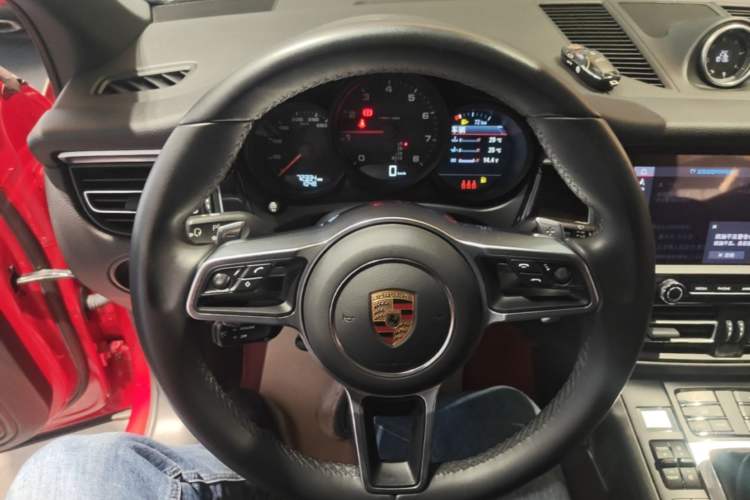 Used Porsche Macan 2020 Macan 2.0T Steering Wheel