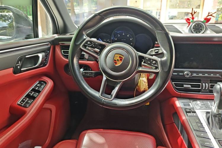 Used Porsche Macan 2020 Macan 2.0T Steering Wheel