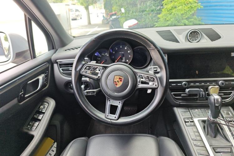 Used Porsche Macan 2020 Macan 2.0T Steering Wheel