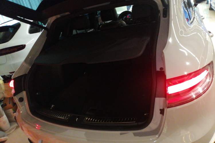Used Porsche Macan 2020 Macan S 3.0T Trunk