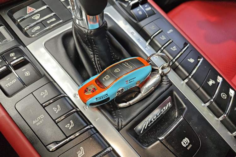 Used Porsche Macan 2020 Macan 2.0T Vehicle Key