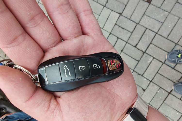 Used Porsche Macan 2020 Macan 2.0T Vehicle Key