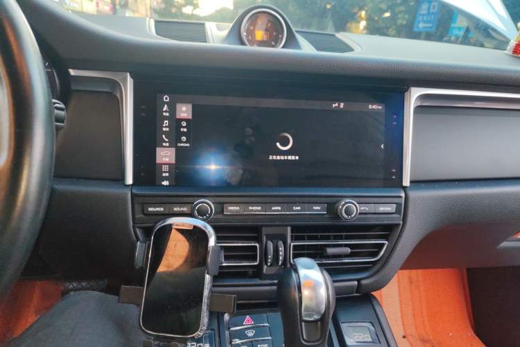 Used Porsche Macan 2020 Macan 2.0T Audio And AC Panel