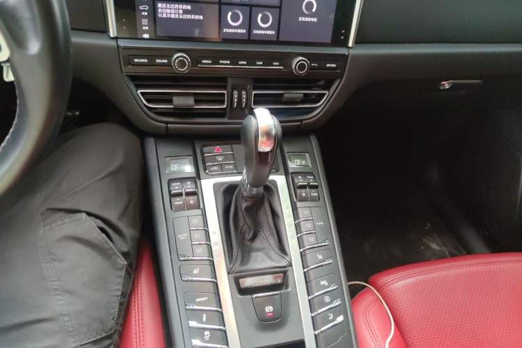 Used Porsche Macan 2020 Macan 2.0T Audio And AC Panel