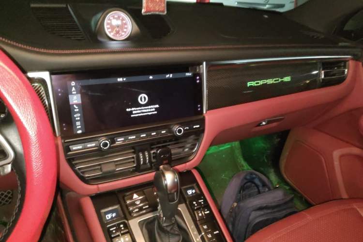 Used Porsche Macan 2020 Macan 2.0T Audio And AC Panel