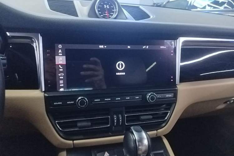 Used Porsche Macan 2020 Macan S 3.0T Audio And AC Panel