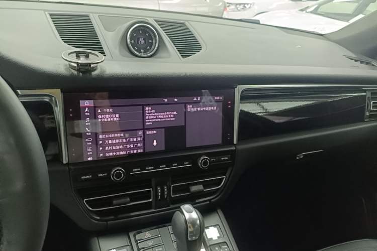Used Porsche Macan 2020 Macan 2.0T Audio And AC Panel