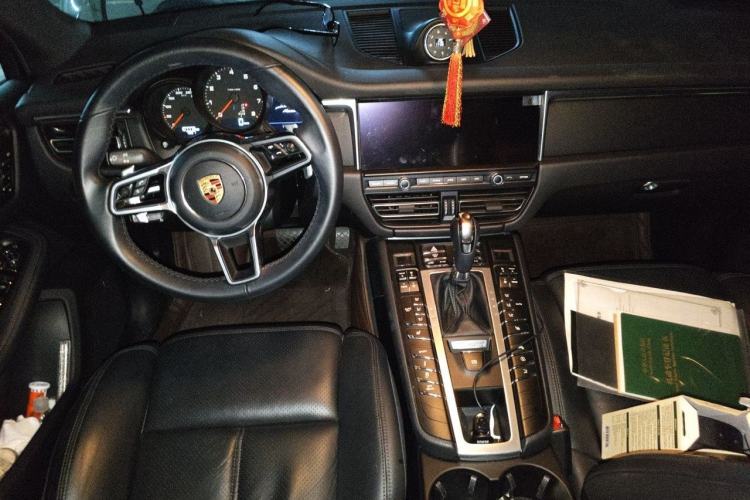 Used Porsche Macan 2020 Macan 2.0T Center Console