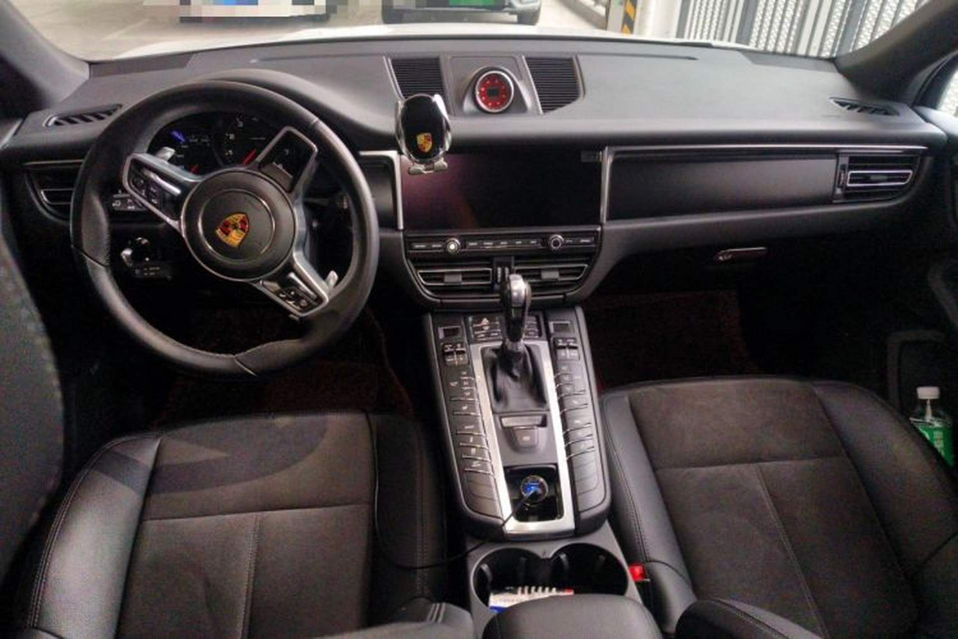 Used Porsche Macan 2020 Macan 2.0T Center Console