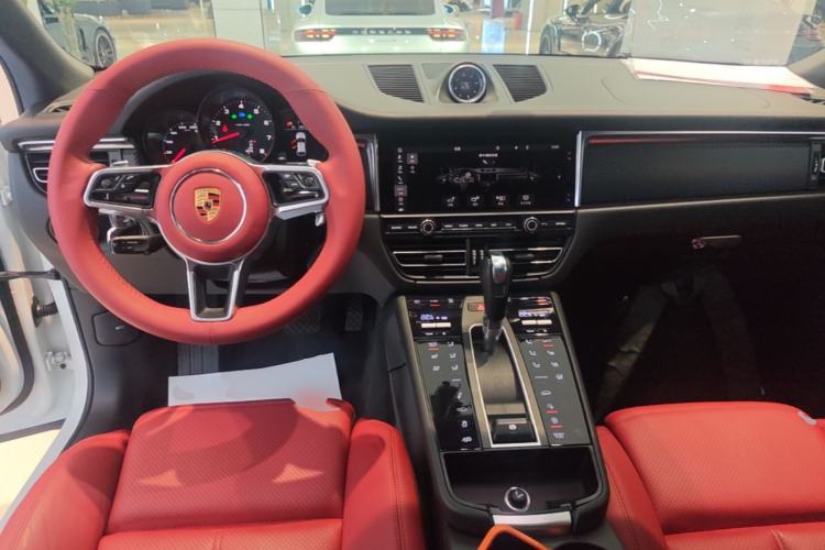 Used Porsche Macan 2020 Macan 2.0T Center Console