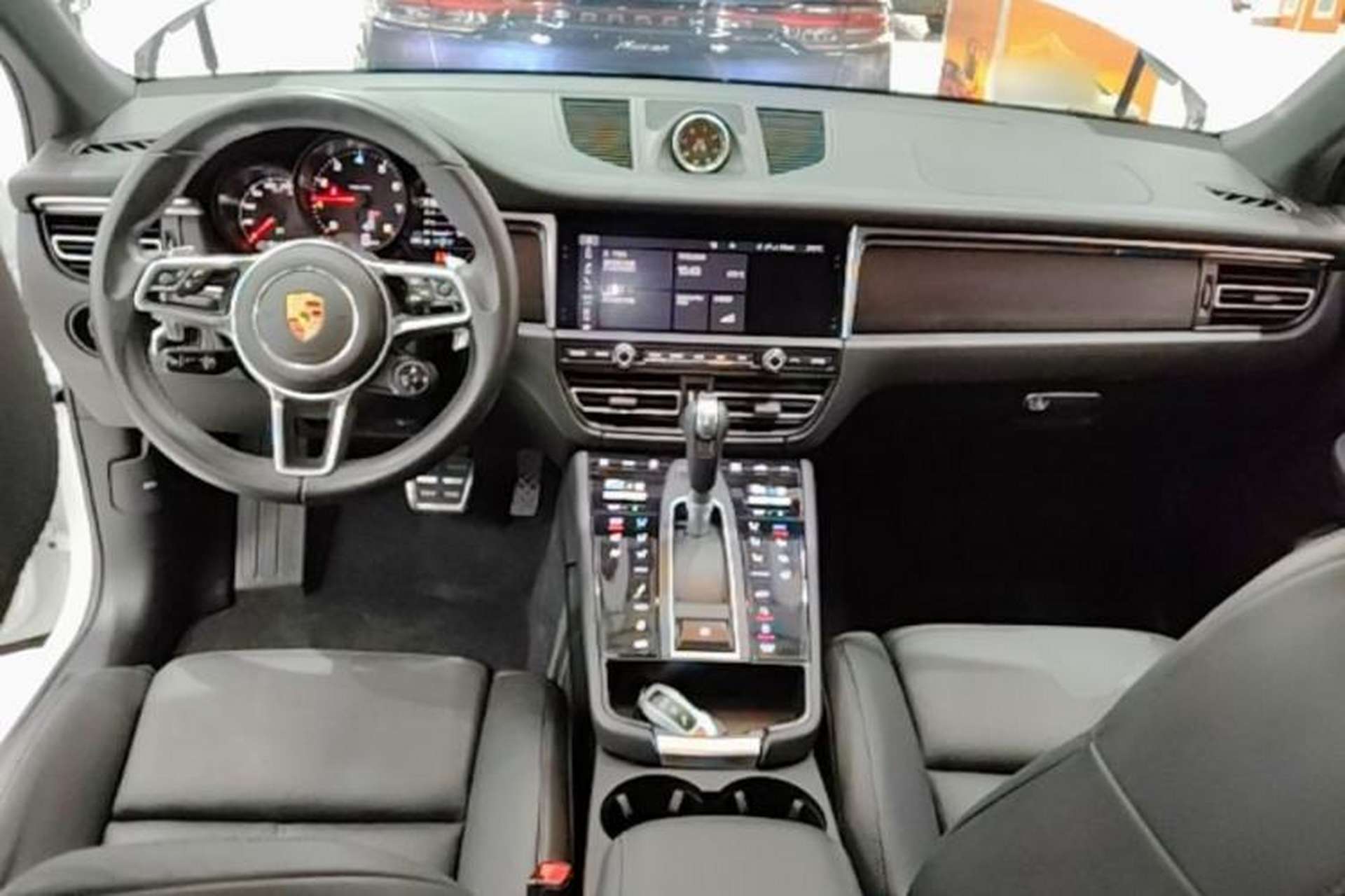 Used Porsche Macan 2020 Macan 2.0T Center Console
