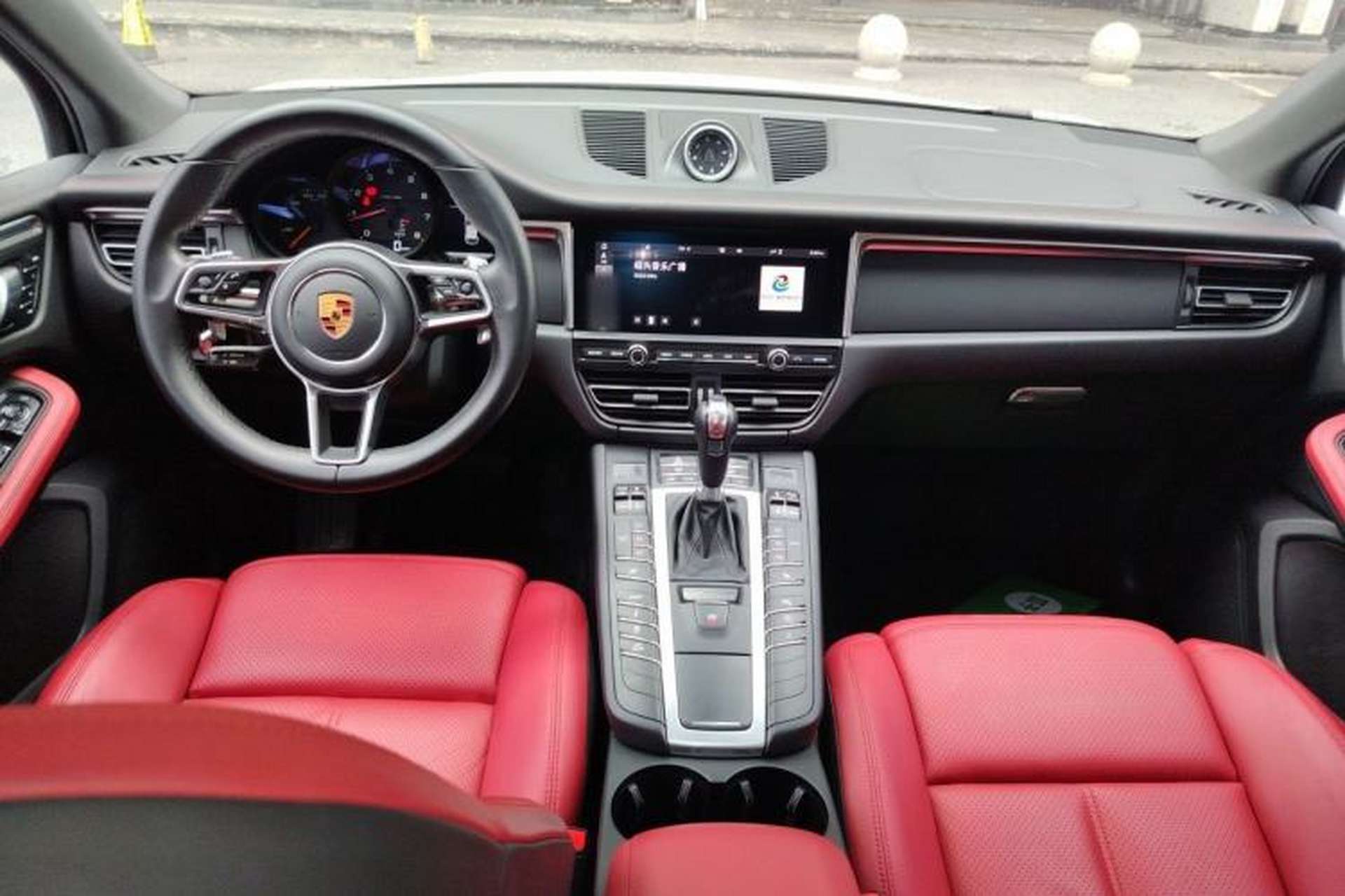 Used Porsche Macan 2020 Macan 2.0T Center Console