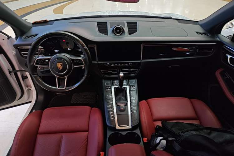 Used Porsche Macan 2020 Macan S 3.0T Center Console