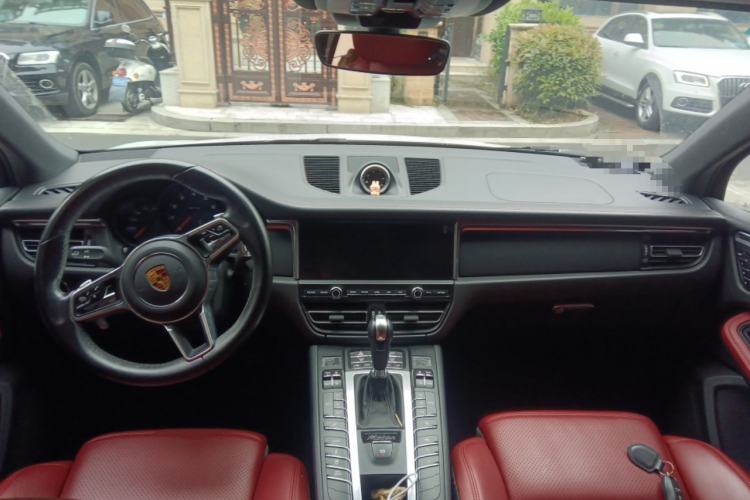 Used Porsche Macan 2020 Macan 2.0T Center Console