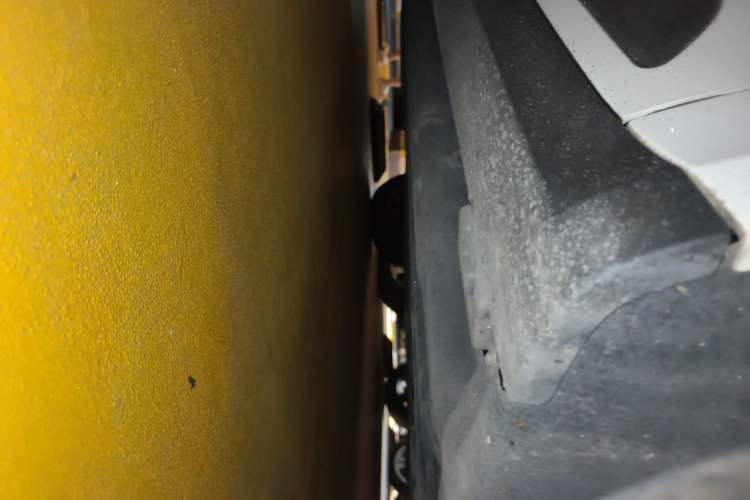 Used Porsche Macan 2020 Macan 2.0T Chassis Front Right