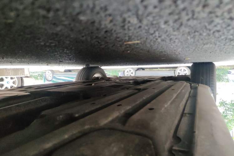 Used Porsche Macan 2020 Macan 2.0T Chassis Rear Left