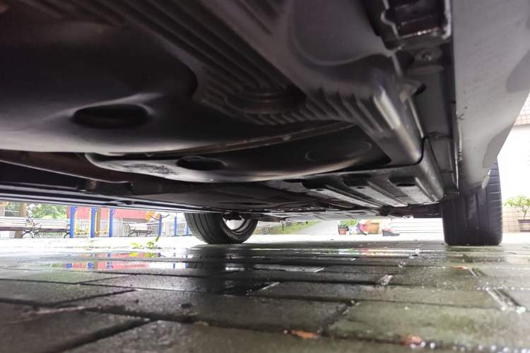 Used Porsche Macan 2020 Macan 2.0T Chassis Rear Right