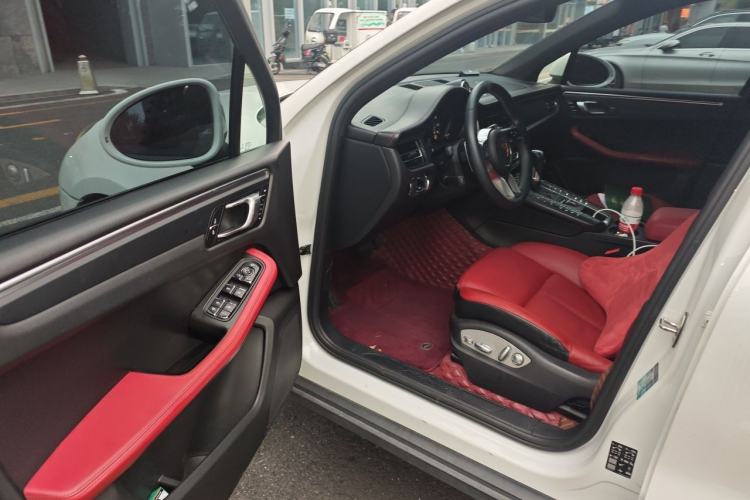 Used Porsche Macan 2020 Macan 2.0T Driver Seat