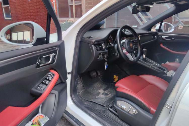 Used Porsche Macan 2020 Macan 2.0T Driver Seat