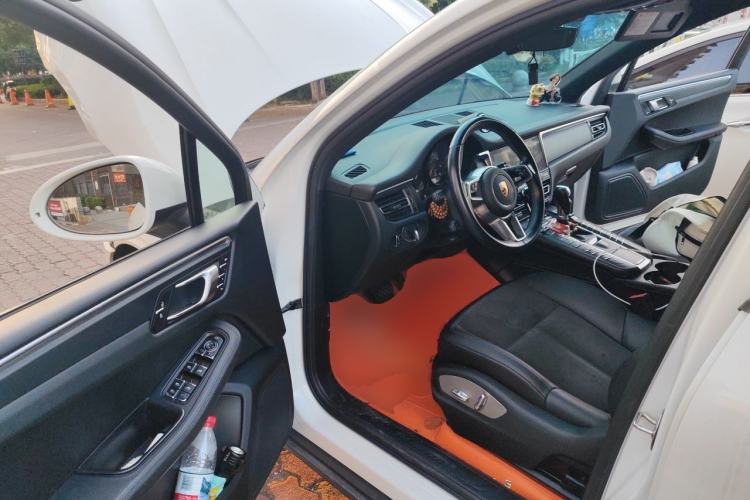 Used Porsche Macan 2020 Macan 2.0T Driver Seat