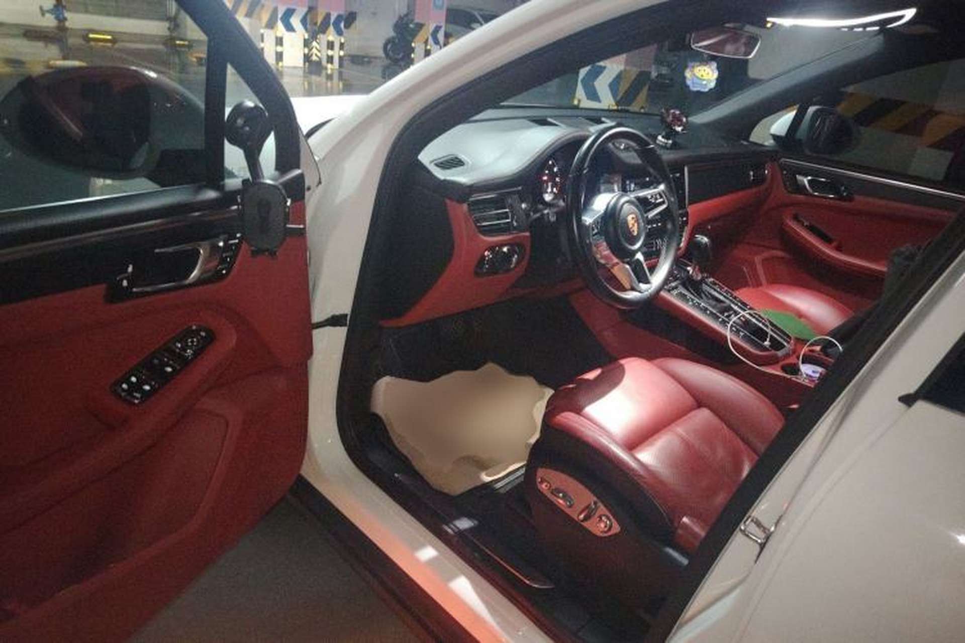 Used Porsche Macan 2020 Macan 2.0T Driver Seat