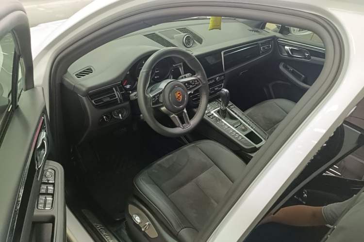 Used Porsche Macan 2020 Macan 2.0T Driver Seat