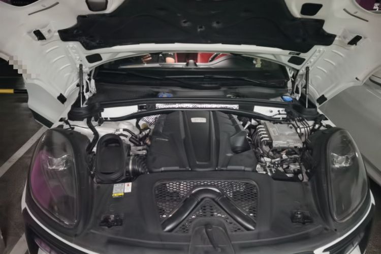 Used Porsche Macan 2020 Macan GTS 2.9T Engine Bay