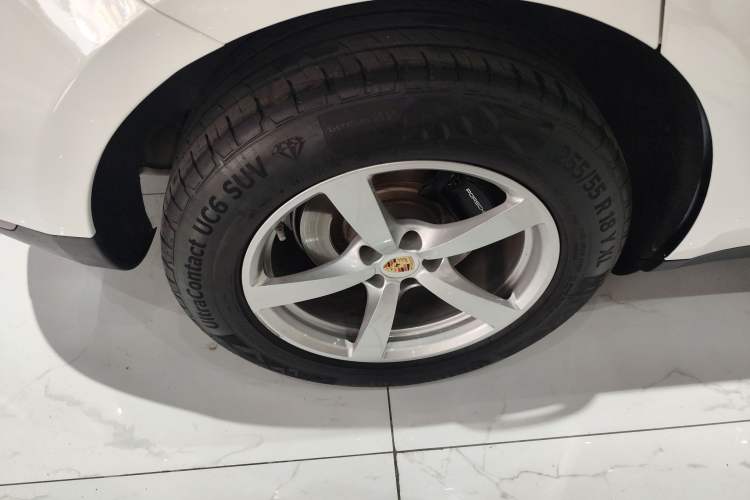 Used Porsche Macan 2020 Macan 2.0T Exterior 2