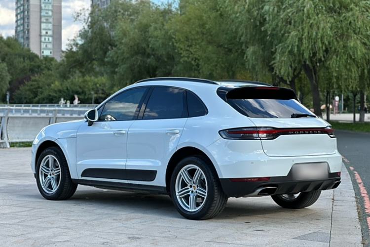 Used Porsche Macan 2020 Macan 2.0T Exterior 3