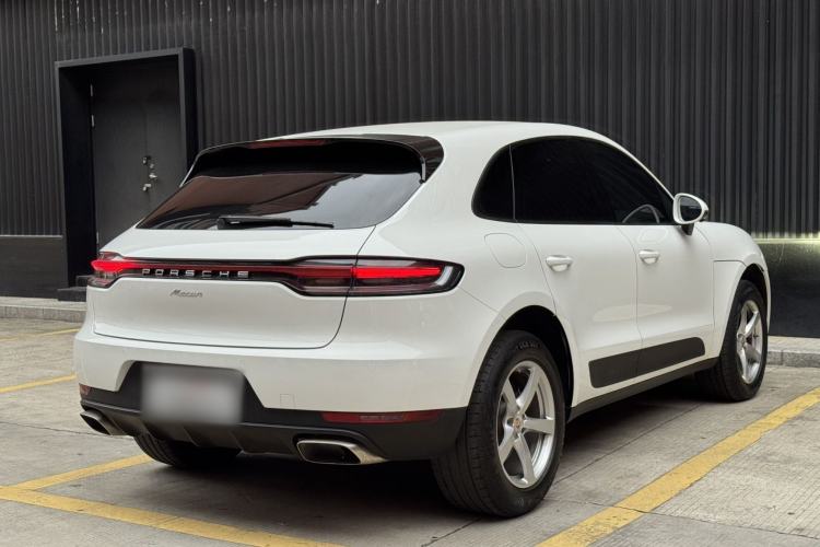 Used Porsche Macan 2020 Macan 2.0T Exterior 4