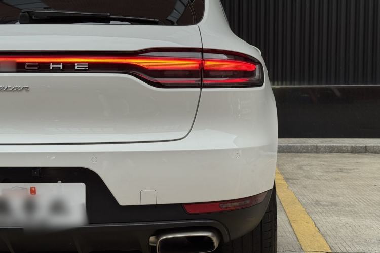 Used Porsche Macan 2020 Macan 2.0T Exterior 5