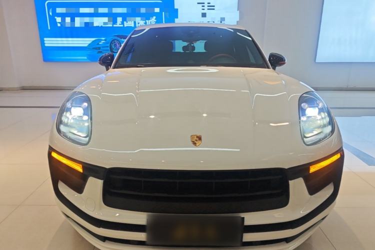 Used Porsche Macan 2020 Macan 2.0T Front