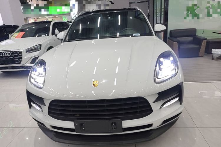 Used Porsche Macan 2020 Macan 2.0T Front