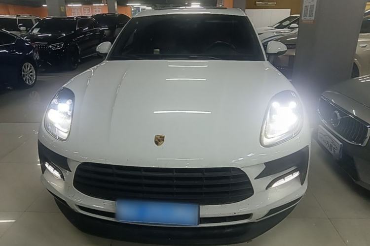 Used Porsche Macan 2020 Macan 2.0T Front