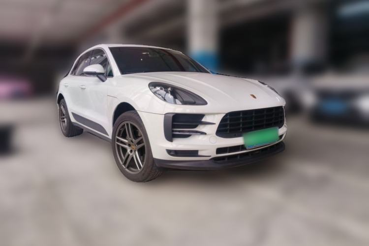 Used Porsche Macan 2020 Macan 2.0T Front Right 45 Deg