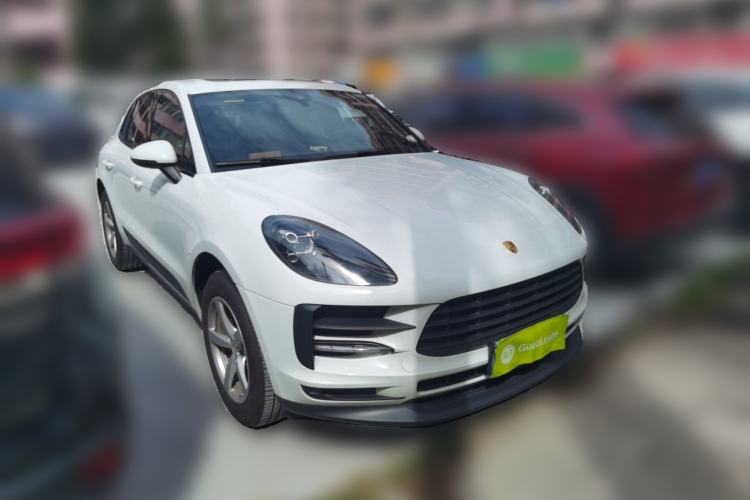 Used Porsche Macan 2020 Macan 2.0T Front Right 45 Deg