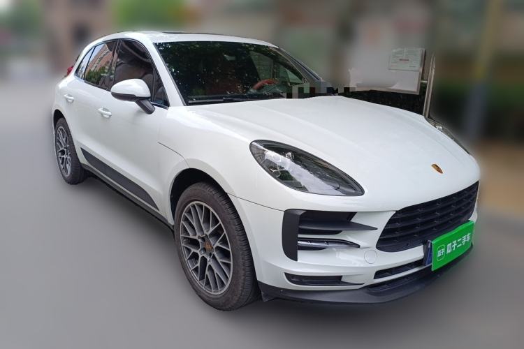 Used Porsche Macan 2020 Macan 2.0T Front Right 45 Deg