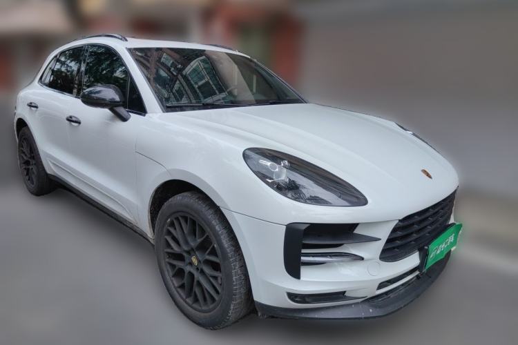 Used Porsche Macan 2020 Macan 2.0T Front Right 45 Deg
