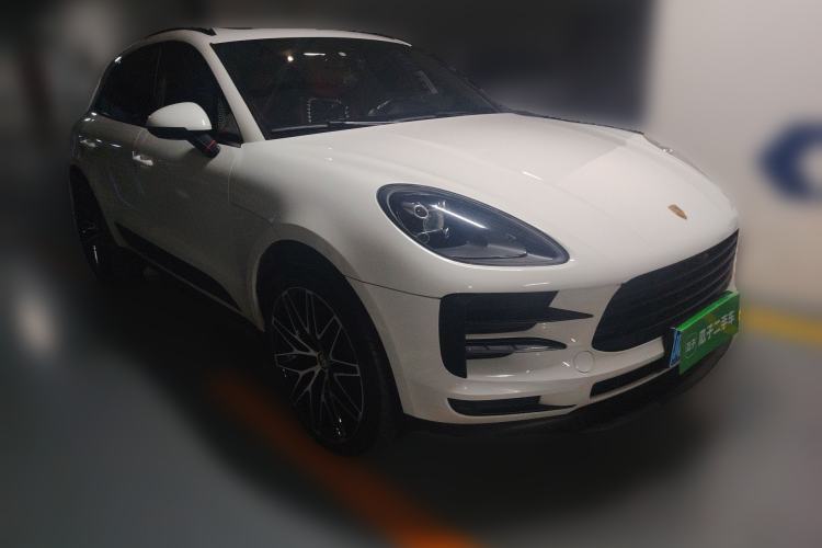 Used Porsche Macan 2020 Macan 2.0T Front Right 45 Deg