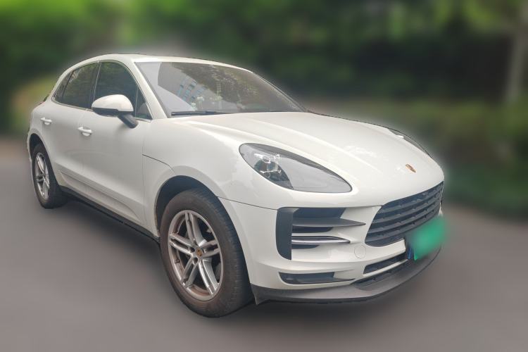 Used Porsche Macan 2020 Macan S 3.0T Front Right 45 Deg