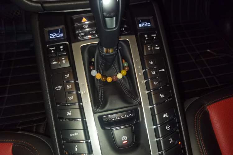 Used Porsche Macan 2020 Macan 2.0T Gear Lever