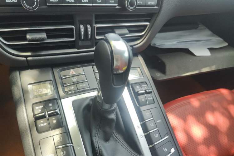 Used Porsche Macan 2020 Macan 2.0T Gear Lever