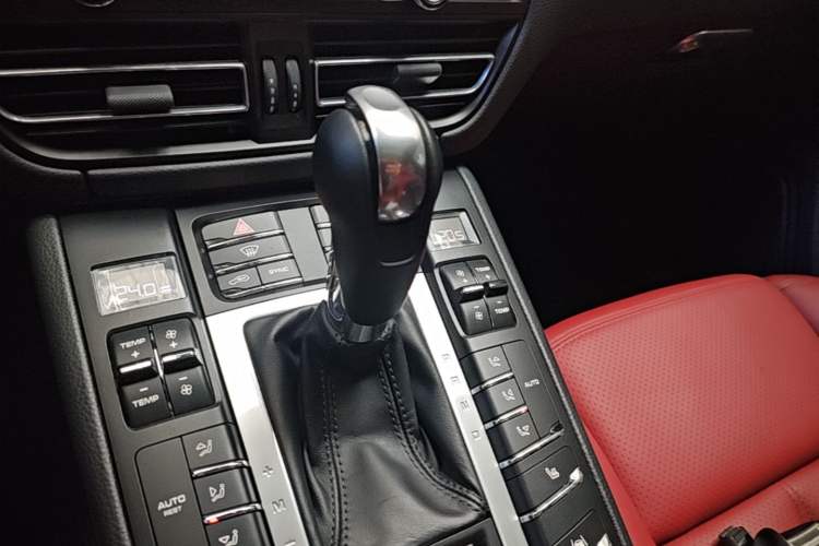 Used Porsche Macan 2020 Macan S 3.0T Gear Lever
