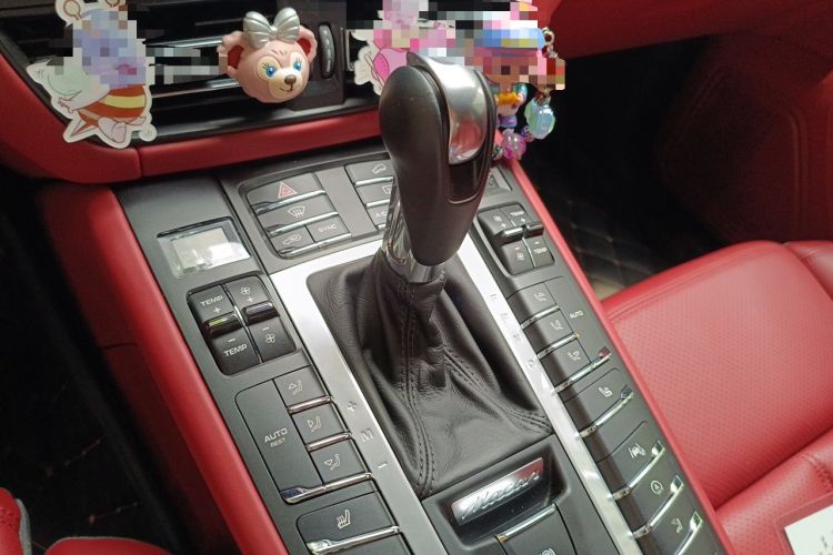 Used Porsche Macan 2020 Macan 2.0T Gear Lever